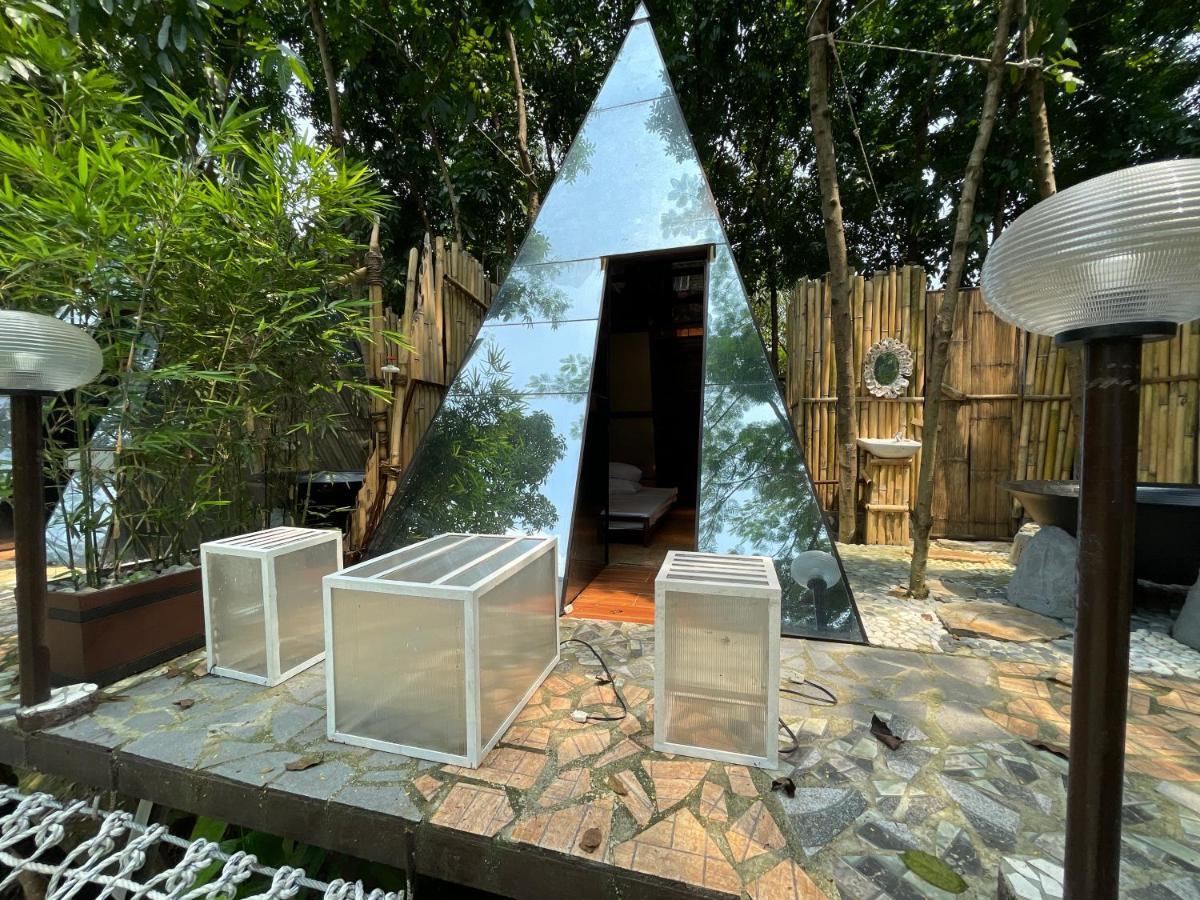 Floating Sanctuary Resort Powered By Cocotel Bulacan エクステリア 写真