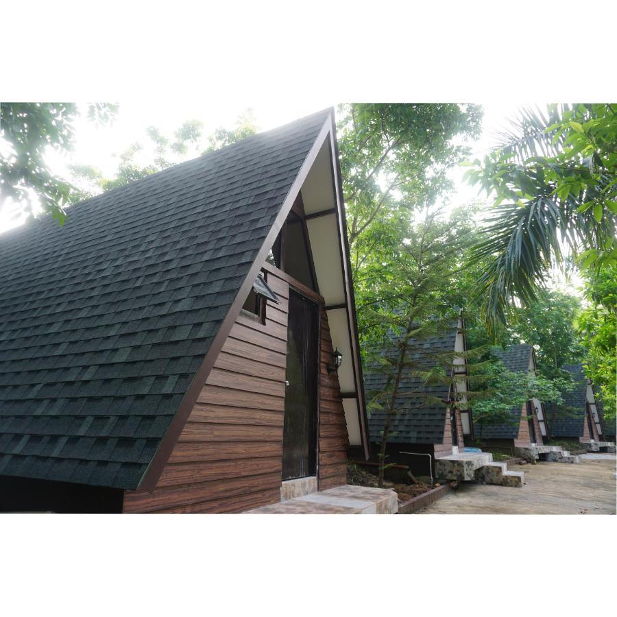 Floating Sanctuary Resort Powered By Cocotel Bulacan エクステリア 写真